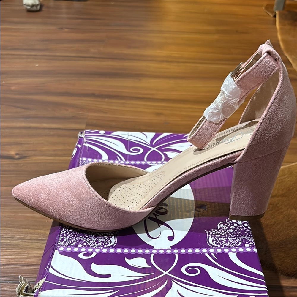 Pink Block Heel - Picture 2 of 4